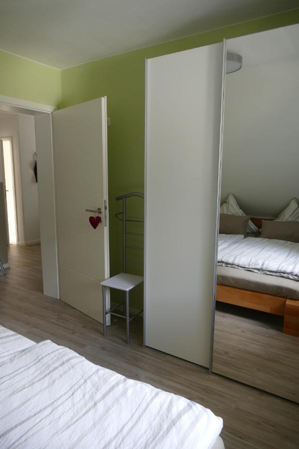Ferienwohnung Haus Am Calmont 브렘 외부 사진